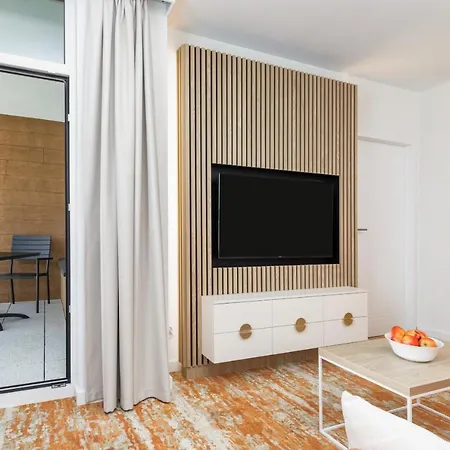 Rent Like - Bel Mare F302 מידזיזדרויה