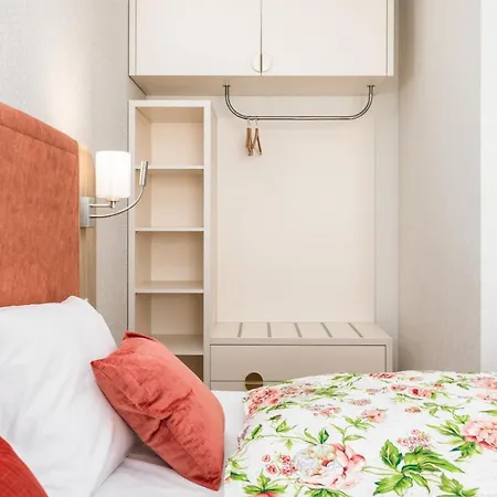 Rent Like - Bel Mare F302 * מידזיזדרויה